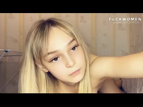 ❤️ 貪欲な女子校生が同級生を破裂させ、脈打つような口淫をする。 上質ポルノ ❌️